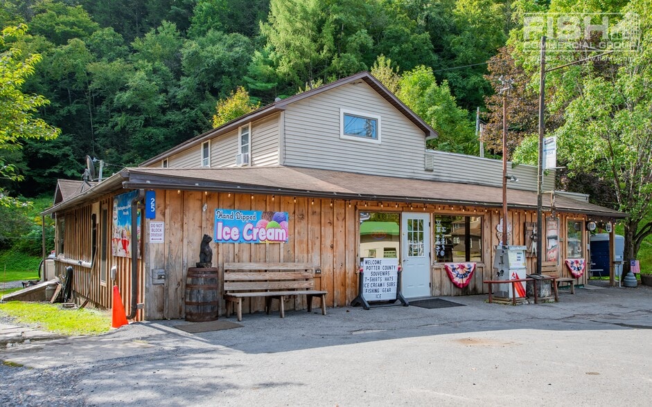 25 Main St, Cross Fork, PA for sale - Primary Photo - Image 1 of 11