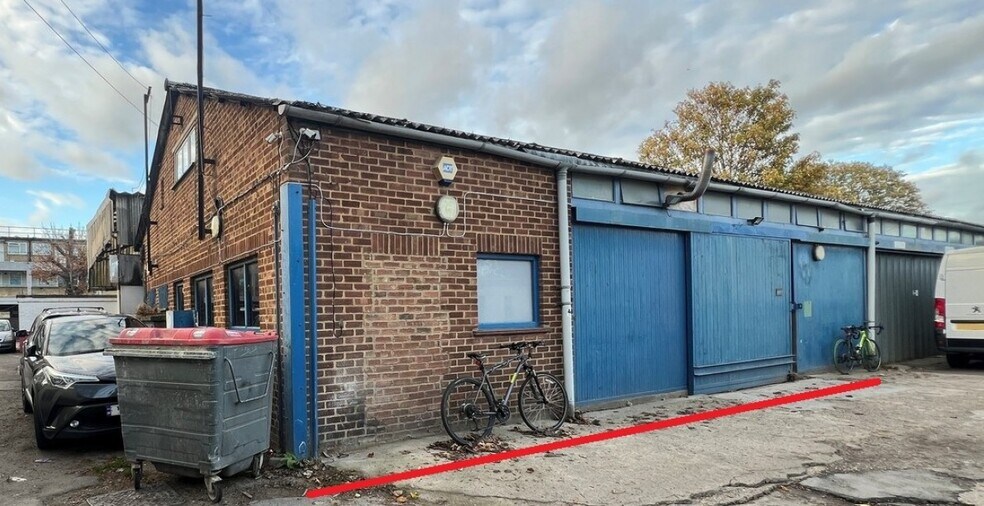 339 London Rd, Mitcham for sale - Primary Photo - Image 1 of 1