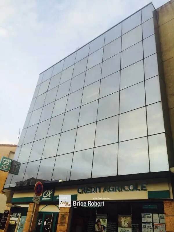 Office in Meyzieu for lease Building Photo- Image 1 of 10