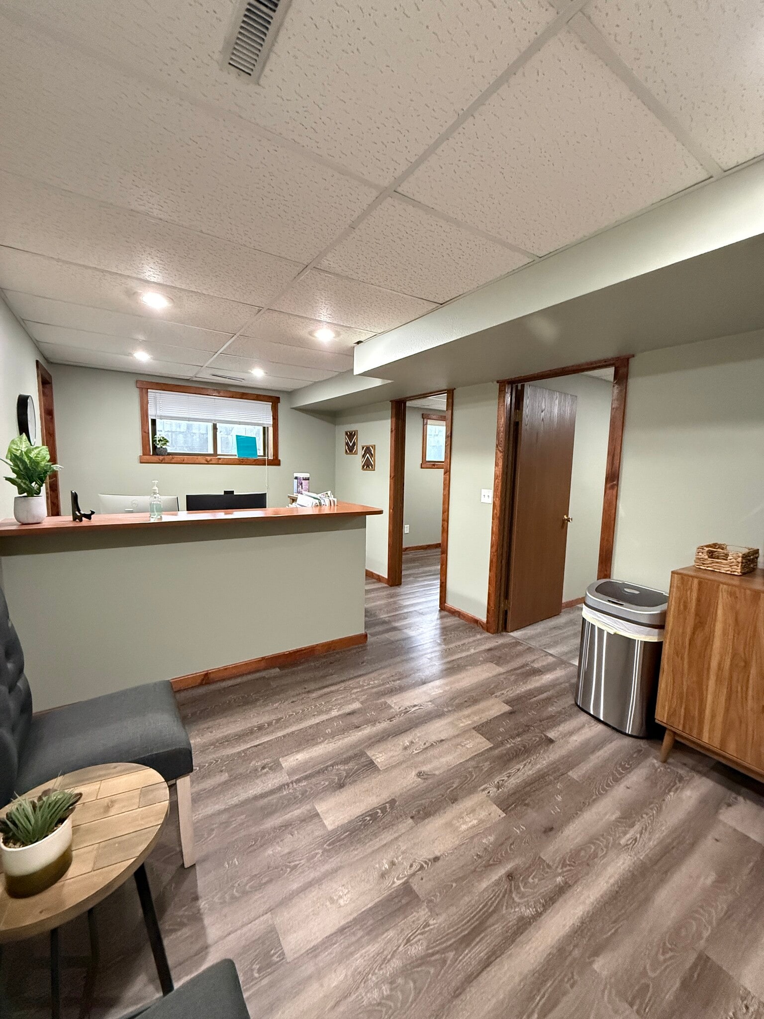 1202 N Broadway St, Menomonie, WI for lease Interior Photo- Image 1 of 5