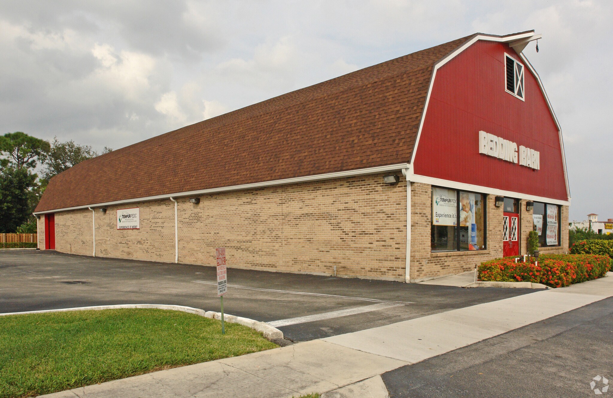 2727 W Hillsboro Blvd, Deerfield Beach, FL à louer Photo principale- Image 1 de 4