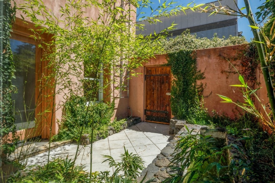 132-134 Matheson St, Healdsburg, CA for sale - Building Photo - Image 3 of 15