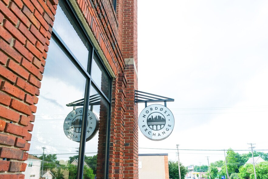 2125 Hennepin Ave E, Minneapolis, MN à louer - Photo du bâtiment - Image 1 de 13