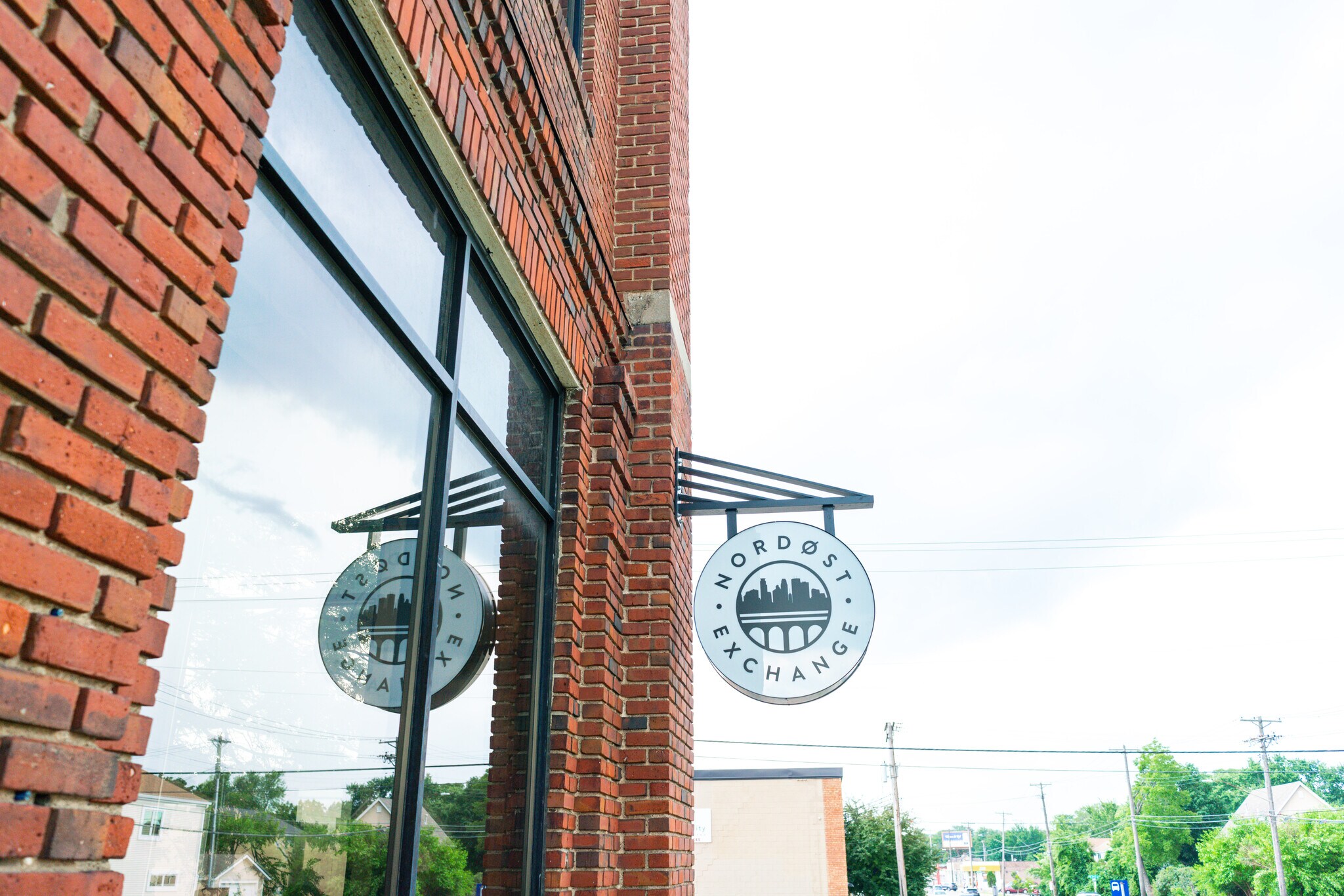 2125 Hennepin Ave E, Minneapolis, MN à louer Photo du bâtiment- Image 1 de 14