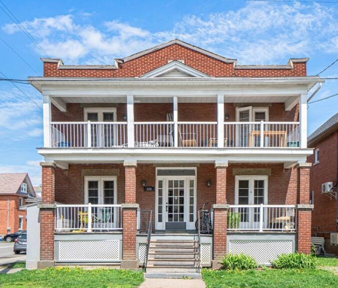 350 Mackay St, Ottawa, ON à vendre Photo principale- Image 1 de 1