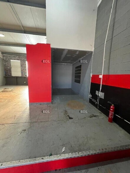 Flex dans Linas à louer - Photo du bâtiment - Image 3 de 6