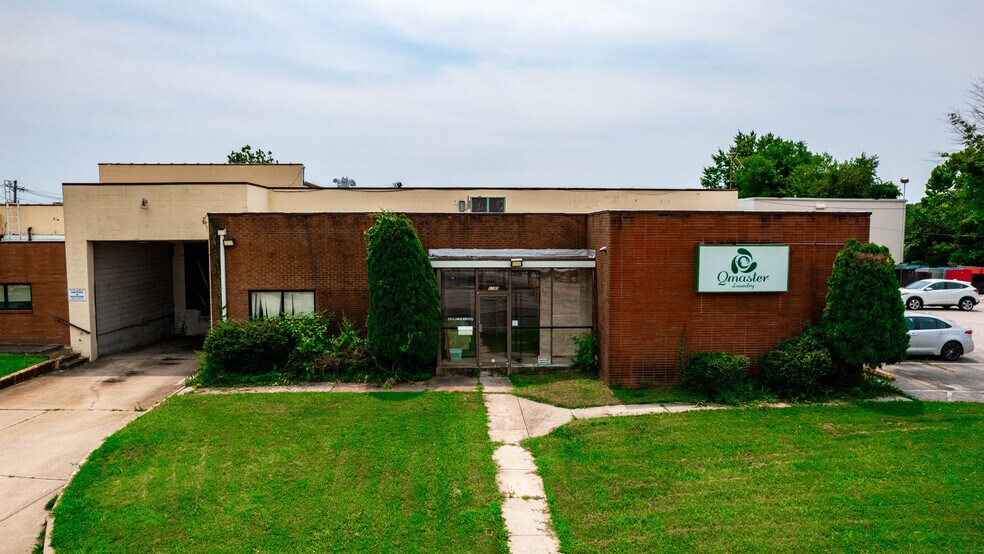 1395 Suckle Hwy, Pennsauken, NJ à vendre - Photo du bâtiment - Image 2 de 11