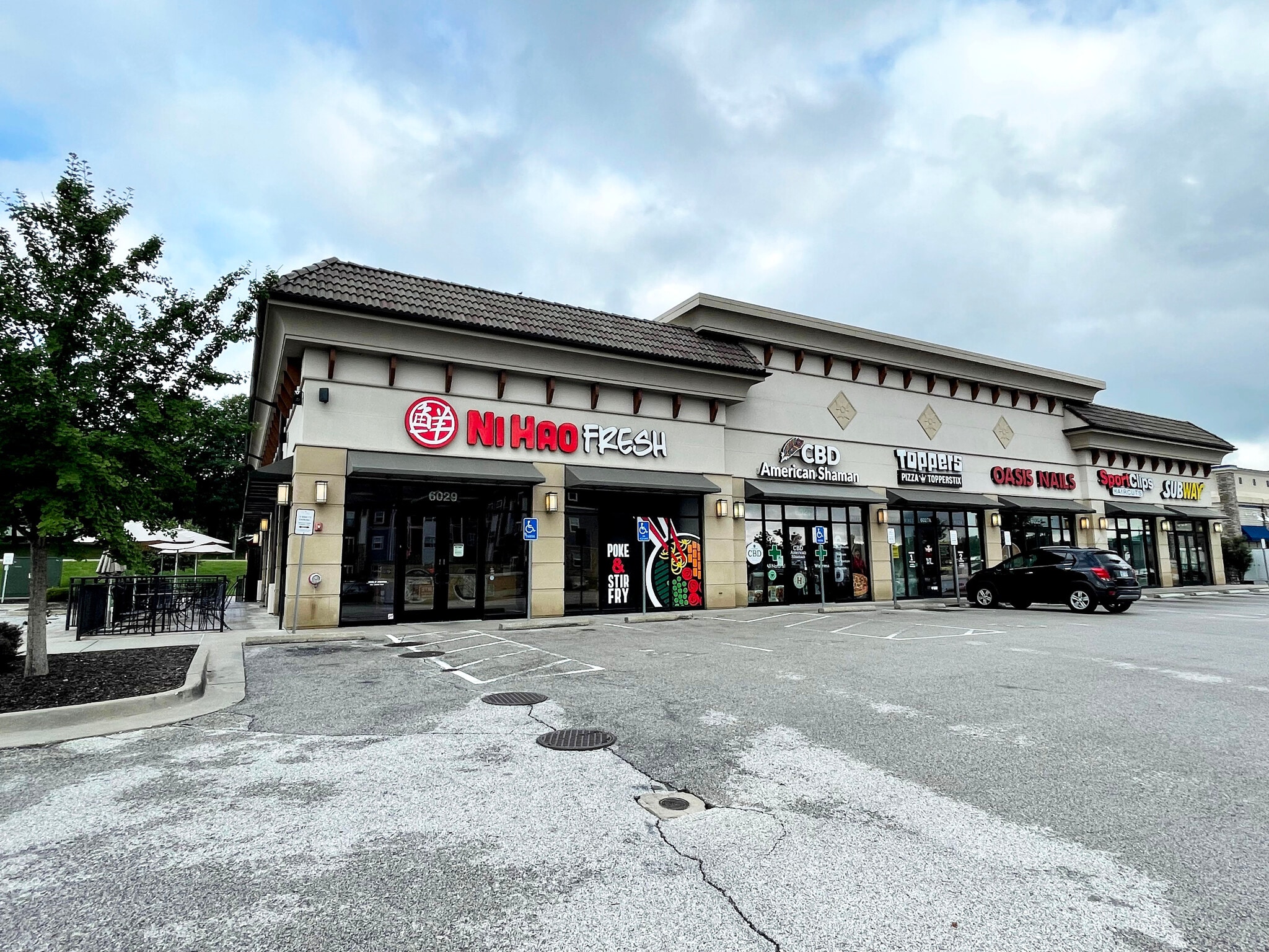 6021-6029 Metcalf Ave, Mission, KS for lease Primary Photo- Image 1 of 10