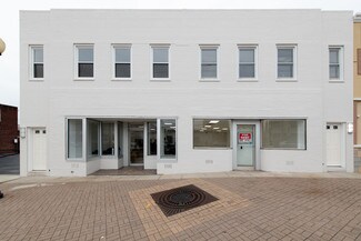 Plus de détails pour 422 Eastern Blvd, Essex, MD - Bureau/Commerce de détail à louer