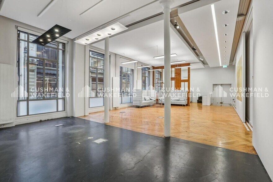 23 Boulevard Poissonnière, Paris for lease - Interior Photo - Image 2 of 15