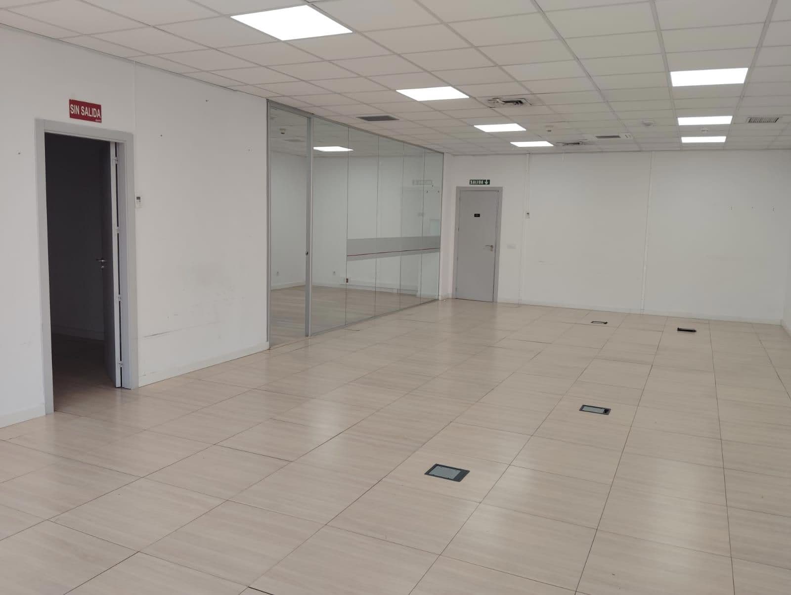 Office in Madrid, Madrid for lease Interior Photo- Image 1 of 7