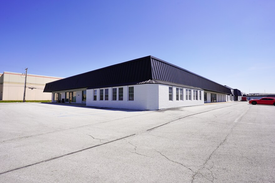 1912-1942 S Elizabeth St, Kokomo, IN à louer - Photo du bâtiment - Image 3 de 3