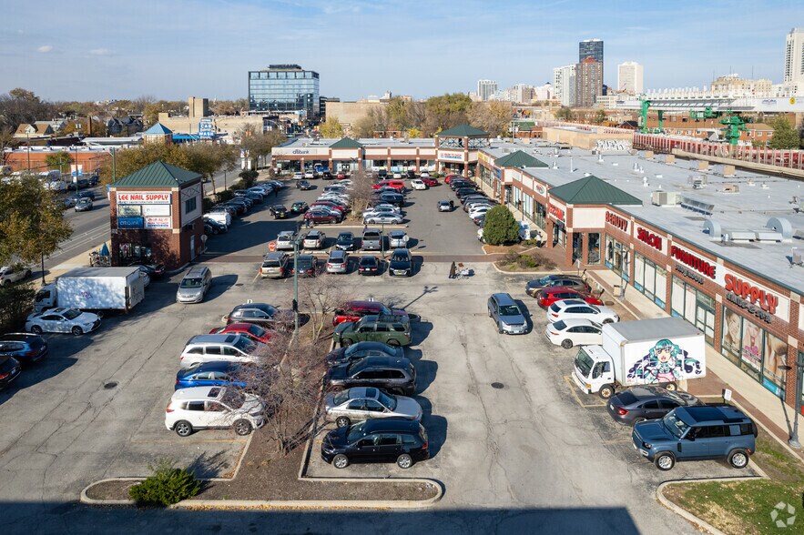 4853-4883 N Broadway St, Chicago, IL à louer - Photo du bâtiment - Image 3 de 5