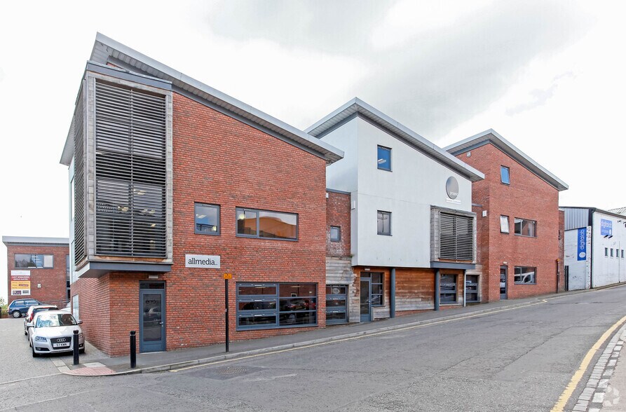 Media Exchange, Newcastle Upon Tyne à louer - Photo du bâtiment - Image 2 de 2
