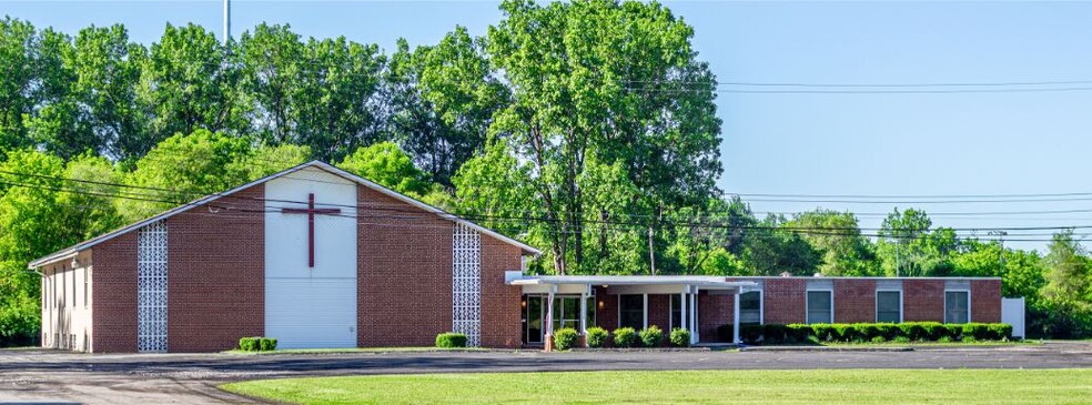 23695 Northline Rd, Taylor, MI for sale - Primary Photo - Image 1 of 1