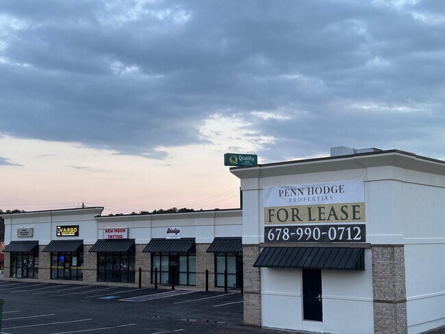 Plus de détails pour 176 Jones Street Ext, Lavonia, GA - Commerce de détail à louer