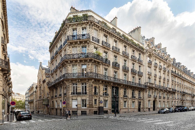 22 Avenue Pierre Ier De Serbie, Paris for sale Building Photo- Image 1 of 6
