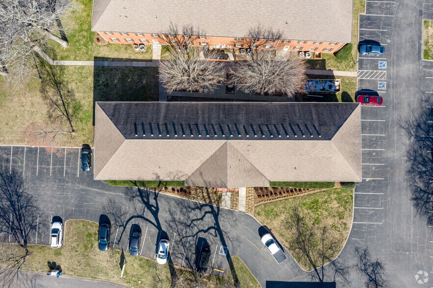 103 Hazel Path Ct, Hendersonville, TN à louer - Photo du bâtiment - Image 3 de 19