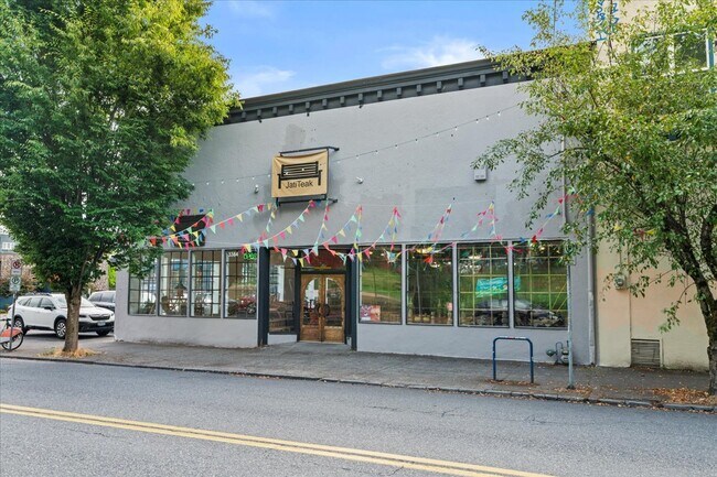More details for 3384 SE Milwaukie Ave, Portland, OR - Retail for Lease