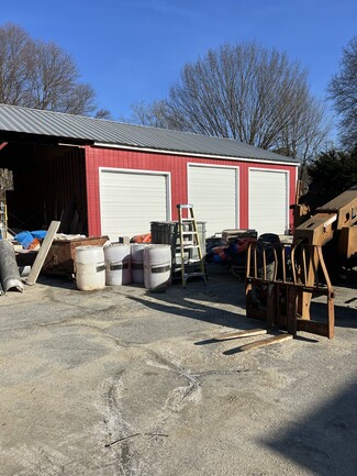 More details for 64 Wheatley St, Killingly, CT - Retail for Sale