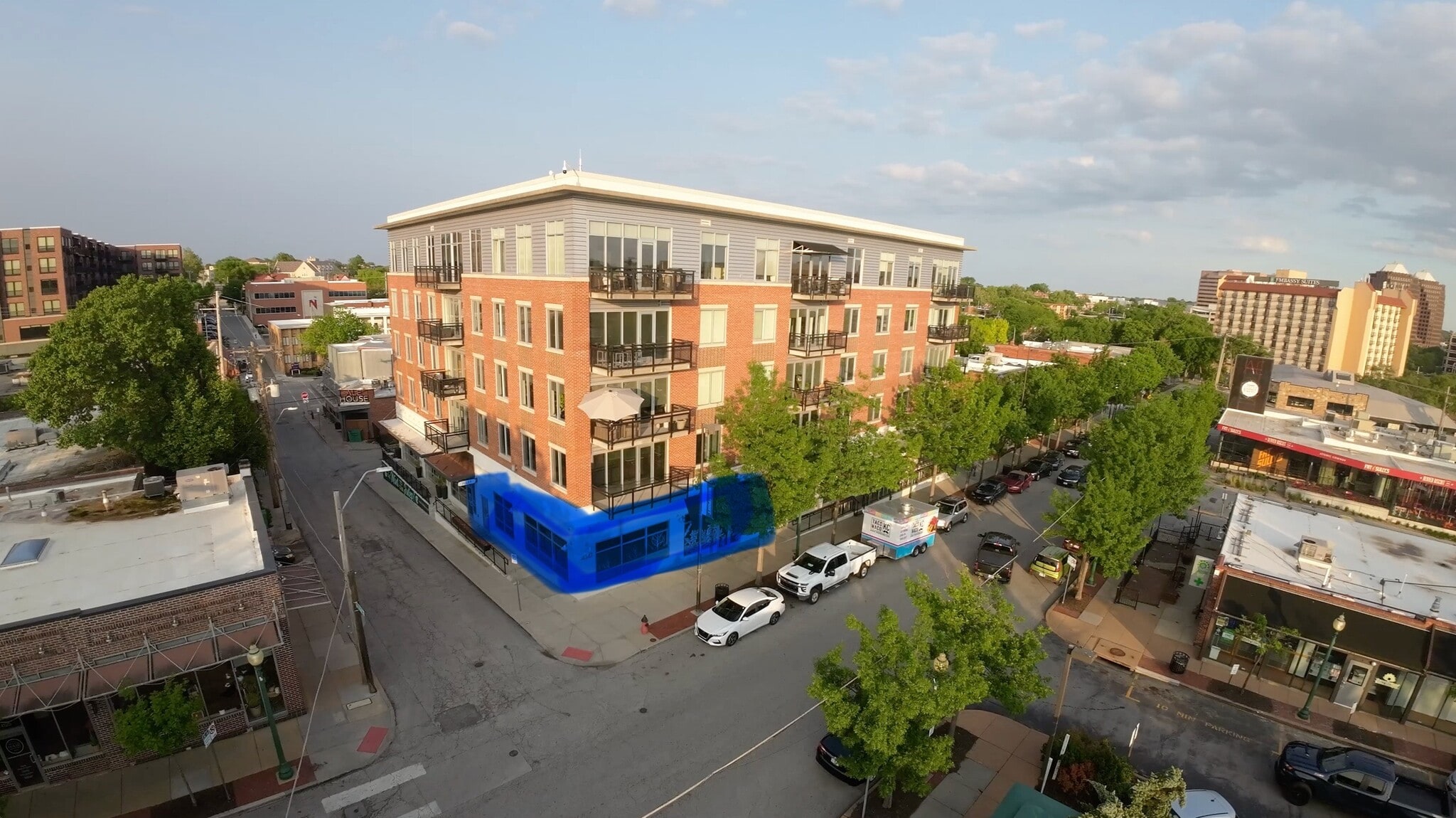 4141 Pennsylvania Ave, Kansas City, MO for lease Primary Photo- Image 1 of 7