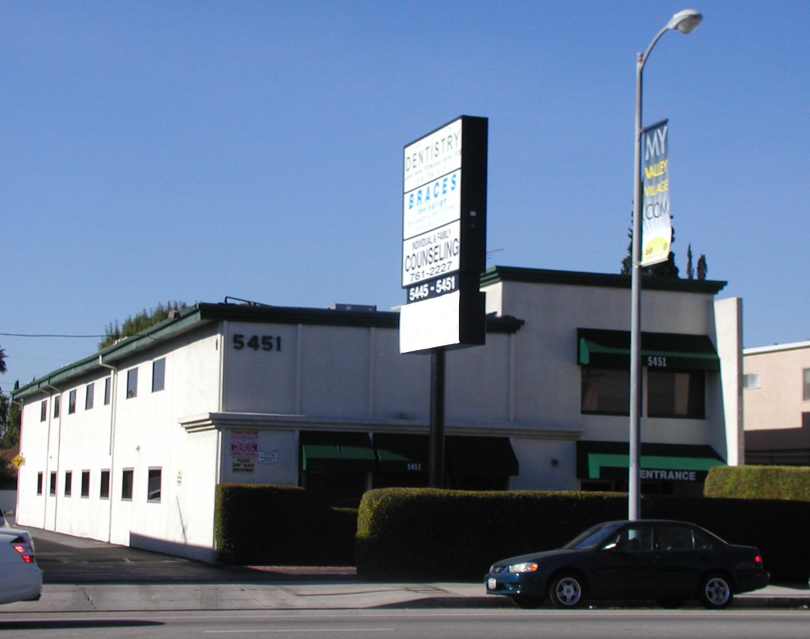 5451 Laurel Canyon Blvd, Valley Village, CA for lease Primary Photo- Image 1 of 8