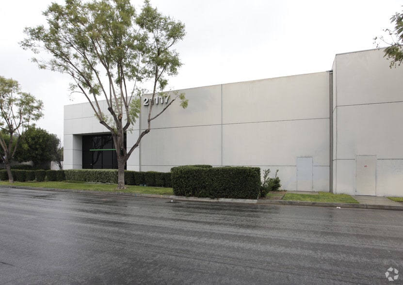 21117 Commerce Pointe Dr, City of Industry, CA for lease - Building Photo - Image 2 of 54