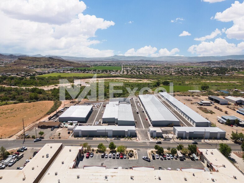 24 E Industrial Rd, Washington, UT à louer - Photo du bâtiment - Image 2 de 4