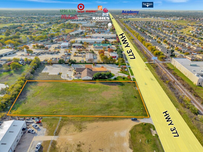 1525 S Main St, Keller, TX à vendre - Photo du bâtiment - Image 2 de 7