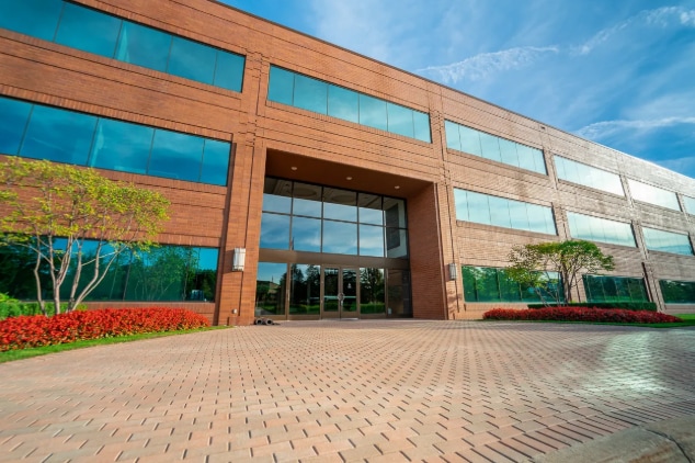 5250 Corporate Dr, Troy, MI for lease - Building Photo - Image 3 of 11
