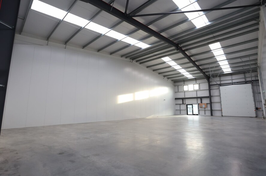 Longford Rd, Coventry for lease - Building Photo - Image 3 of 8