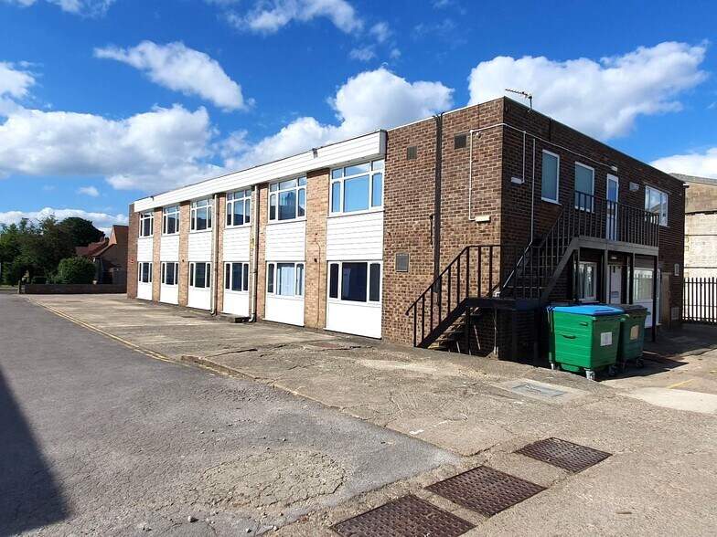Thame Rd, Haddenham à vendre - Photo du bâtiment - Image 3 de 3
