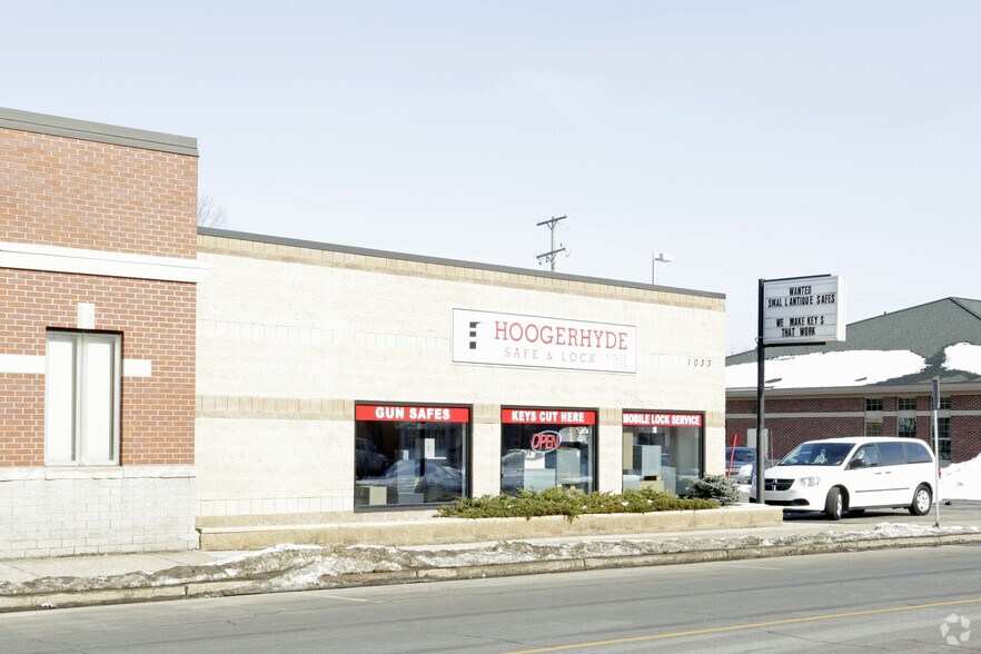 1033 Leonard St NW, Grand Rapids, MI for lease - Building Photo - Image 3 of 3
