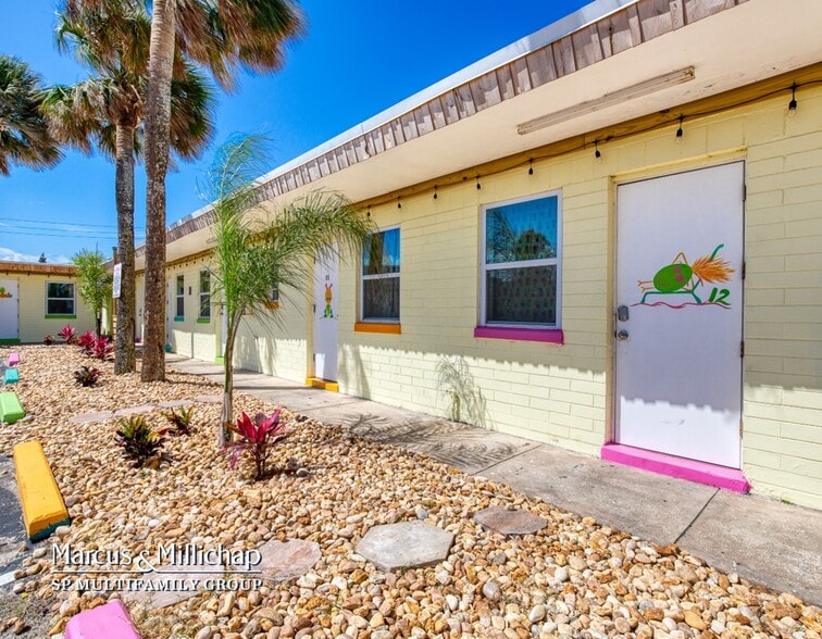 2240 S Atlantic Ave, Daytona Beach, FL à vendre - Photo du bâtiment - Image 2 de 19