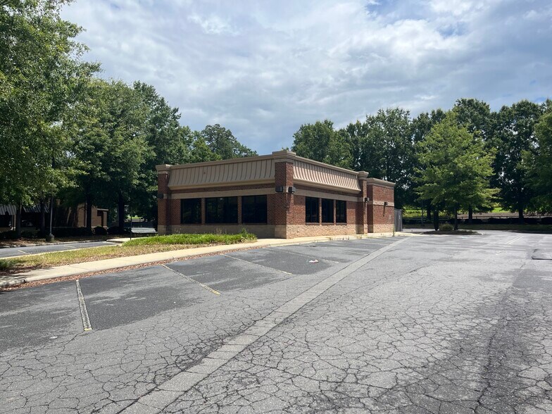 624 Tinsley Way, Rock Hill, SC à vendre - Photo du bâtiment - Image 3 de 6