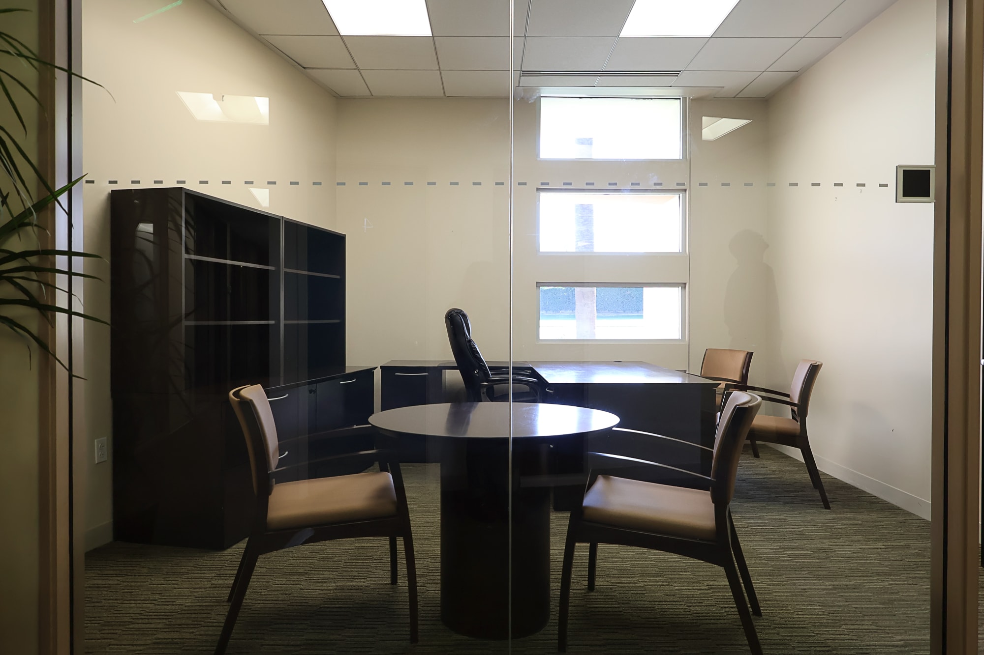 75280 Highway 111, Indian Wells, CA for lease Interior Photo- Image 1 of 6