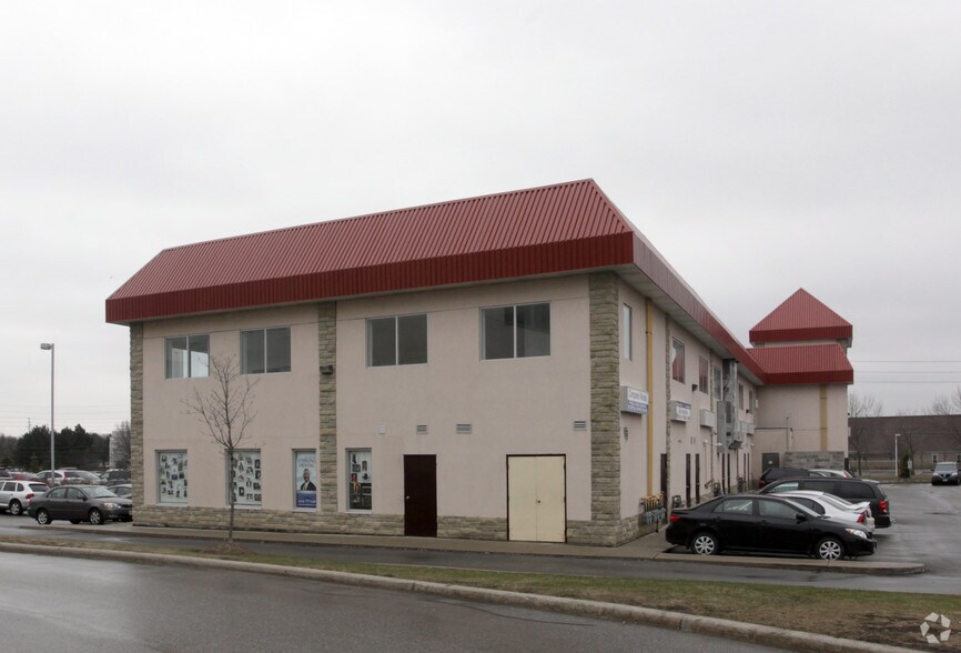 10095 Bramalea Rd, Brampton, ON à louer - Photo du bâtiment - Image 2 de 17