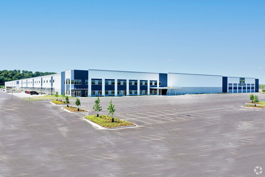 5000 Premier Pkwy, Saint Peters, MO à louer - Photo principale - Image 1 de 7