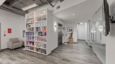 166 King St E, Toronto, ON for lease Interior Photo- Image 1 of 4