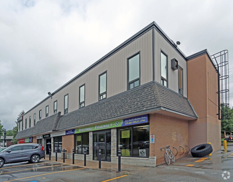 460 Berkshire Dr, London, ON à louer - Photo du bâtiment - Image 2 de 4