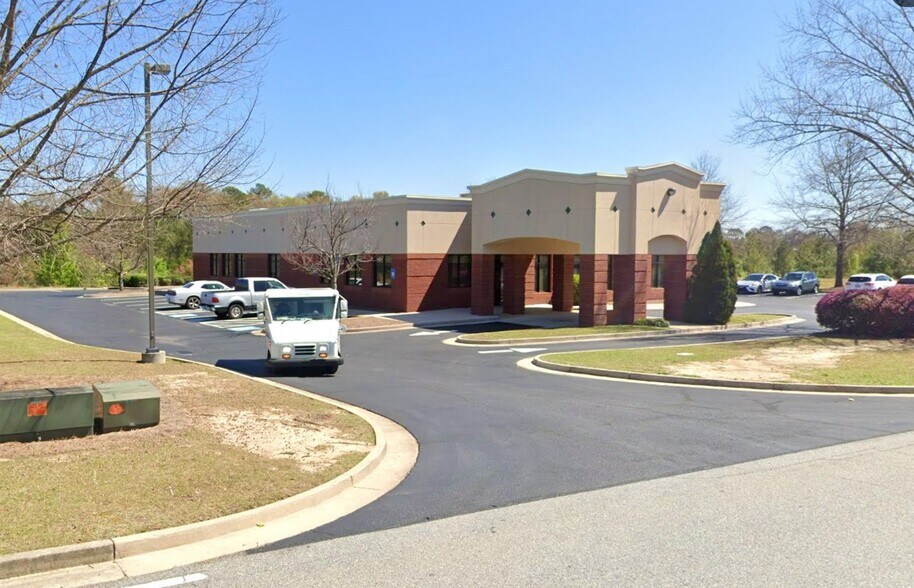 816 Duke Ave, Warner Robins, GA à vendre - Photo du bâtiment - Image 3 de 6