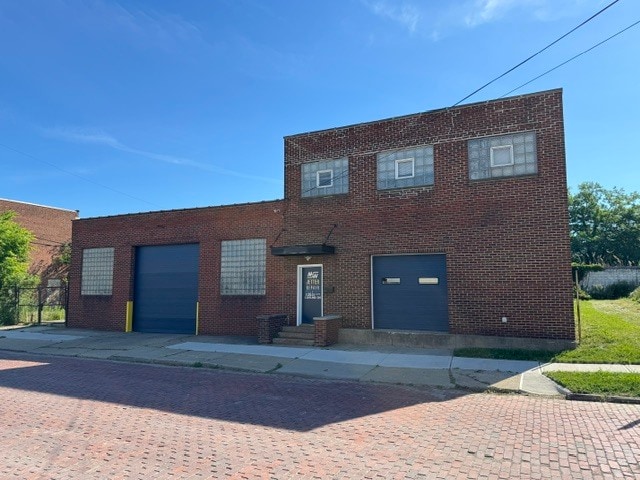 1353 E 171st St, Cleveland, OH for lease - Building Photo - Image 1 of 4