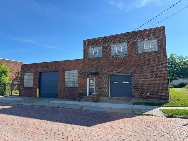 1353 E 171st St, Cleveland, OH à louer - Photo du bâtiment - Image 1 de 4