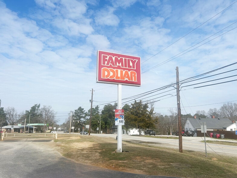 117 May Ave, Lincolnton, GA à vendre - Photo du bâtiment - Image 3 de 4