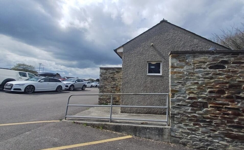 21 Church Ln, Padstow à louer - Photo du bâtiment - Image 2 de 7