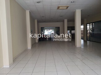 Plus de détails pour Commerce de détail à vendre