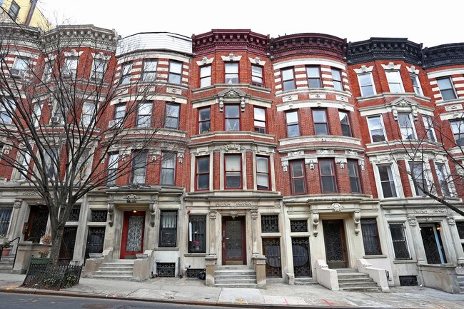 Plus de détails pour 469 W 141st St, New York, NY - Multi-résidentiel à vendre