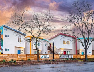 Plus de détails pour 3131 W St, Sacramento, CA - Multi-résidentiel à vendre