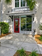 295 Seven Farms Dr, Daniel Island, SC for lease Interior Photo- Image 1 of 20