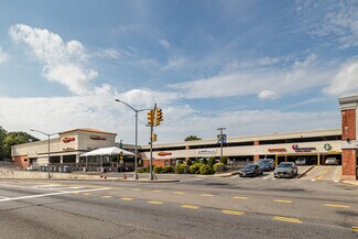 Plus de détails pour 8989 Union Tpke, Glendale, NY - Commerce de détail à louer
